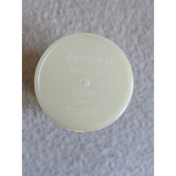 Vintage‎ 1954 Tupperware White #107 Tumbler #307 Pouring Lid & #207 Snap Cap - Picture 6 of 6